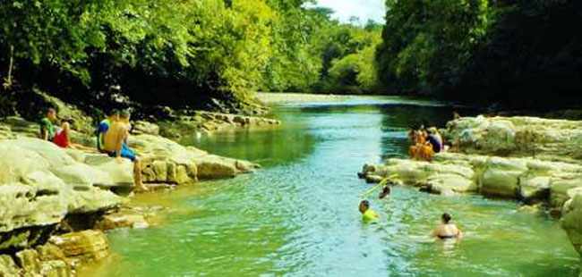 Boquete White Water Rafting + Cangilones Mini-Canyon + Boquete Cloud Forest Hike