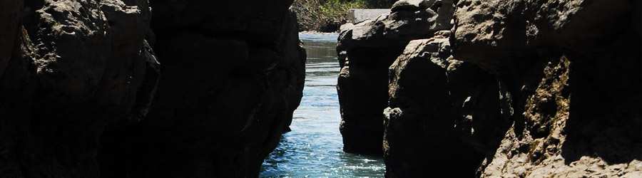 Deep Water Solo Bouldering 6